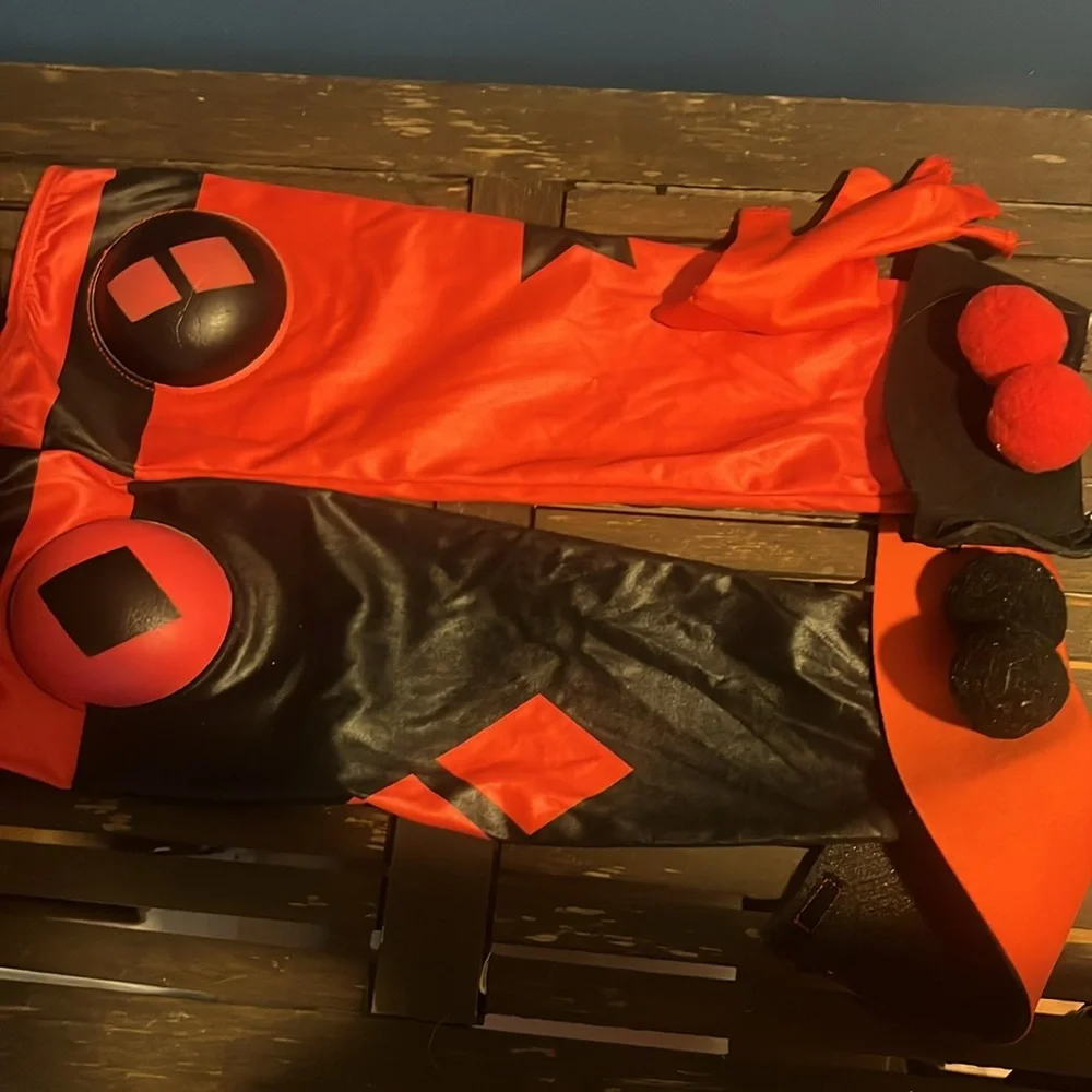 DC Kids Harley Quinn Costume - Red and Black